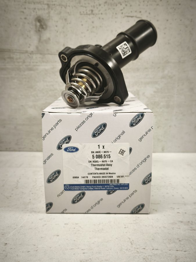 Оригинальный корпус термостата в сборе Mondeo-IV (2.0 EcoBoost), номер 5086515