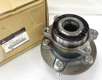 Ступица заднего колеса в сборе / Оригинал (Япония), номер 3785A073